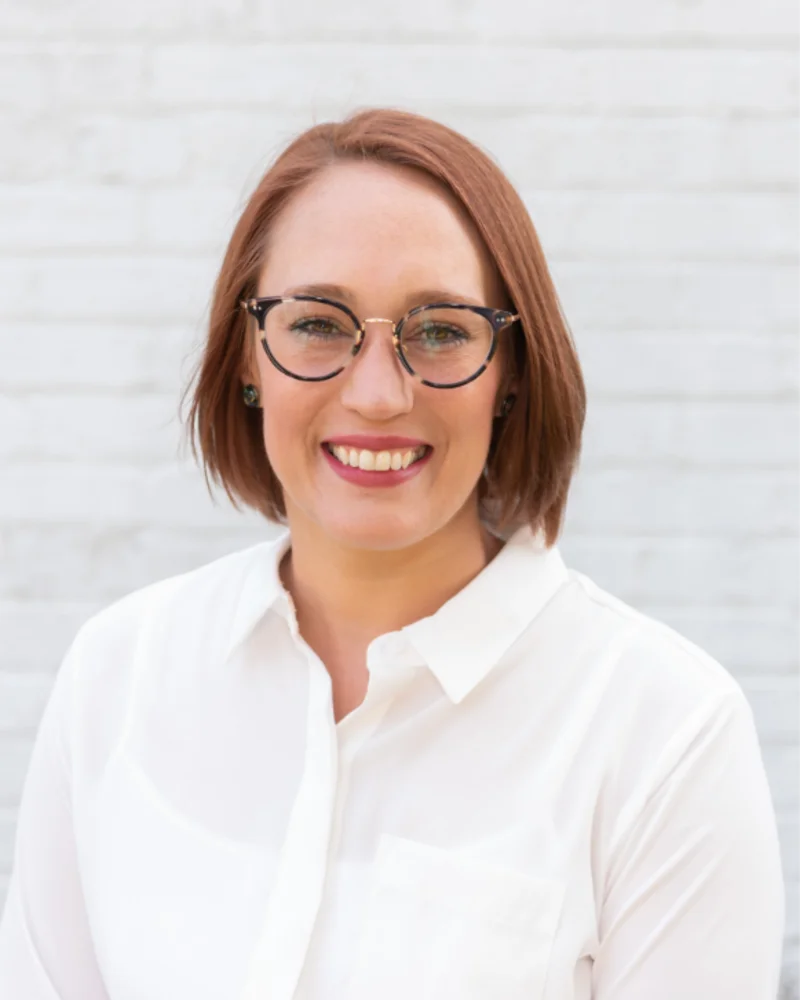 Alice McCutcheon, The Calm Collaborator